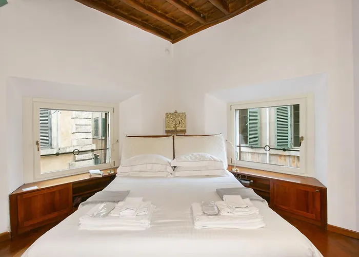 Pantheon Palazzo Nari Apartman